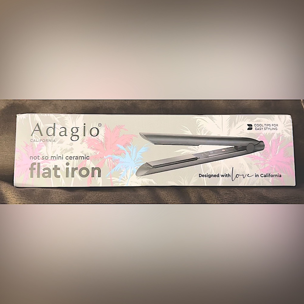 Adagio “Not So Mini” Ceramic Flat Iron